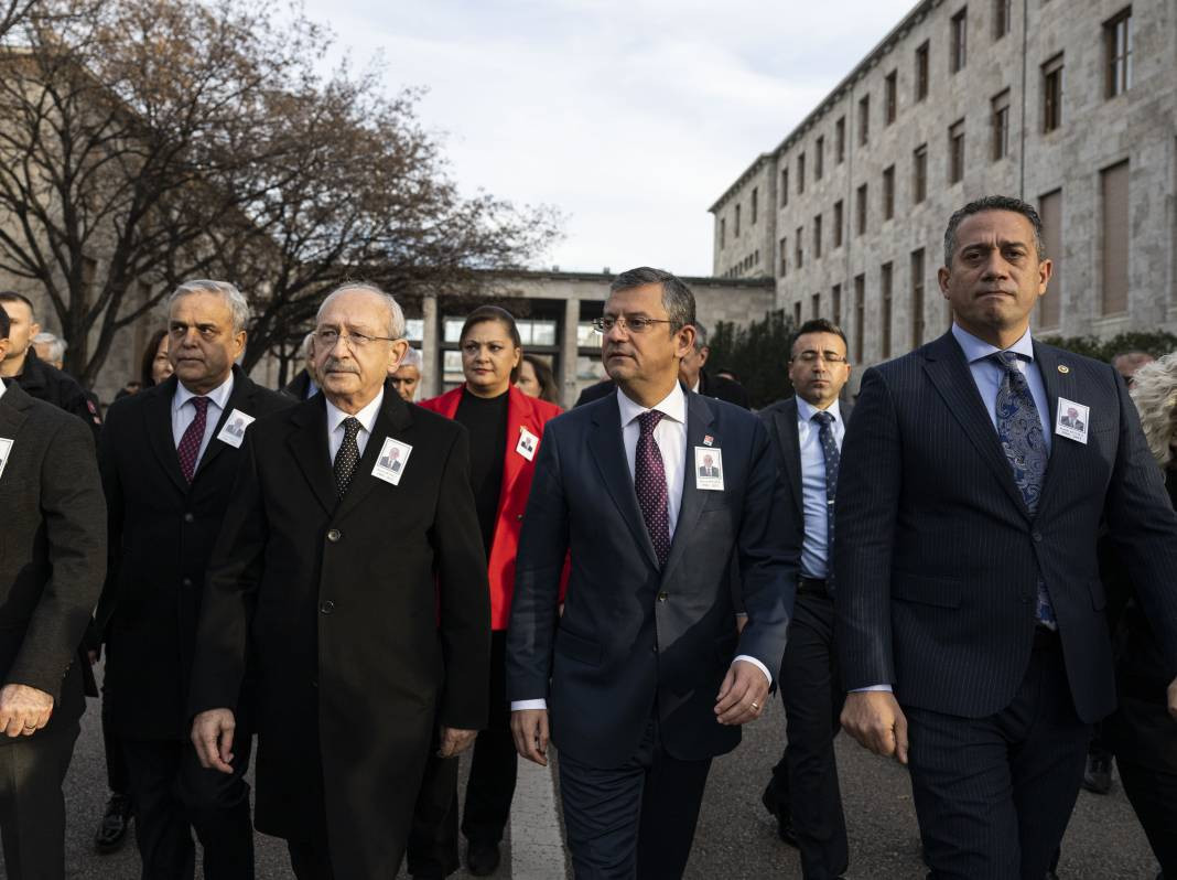 Hasan Bitmez için Meclis'te cenaze töreni. Babası Filistin atkısıyla uğurladı - Resim: 1